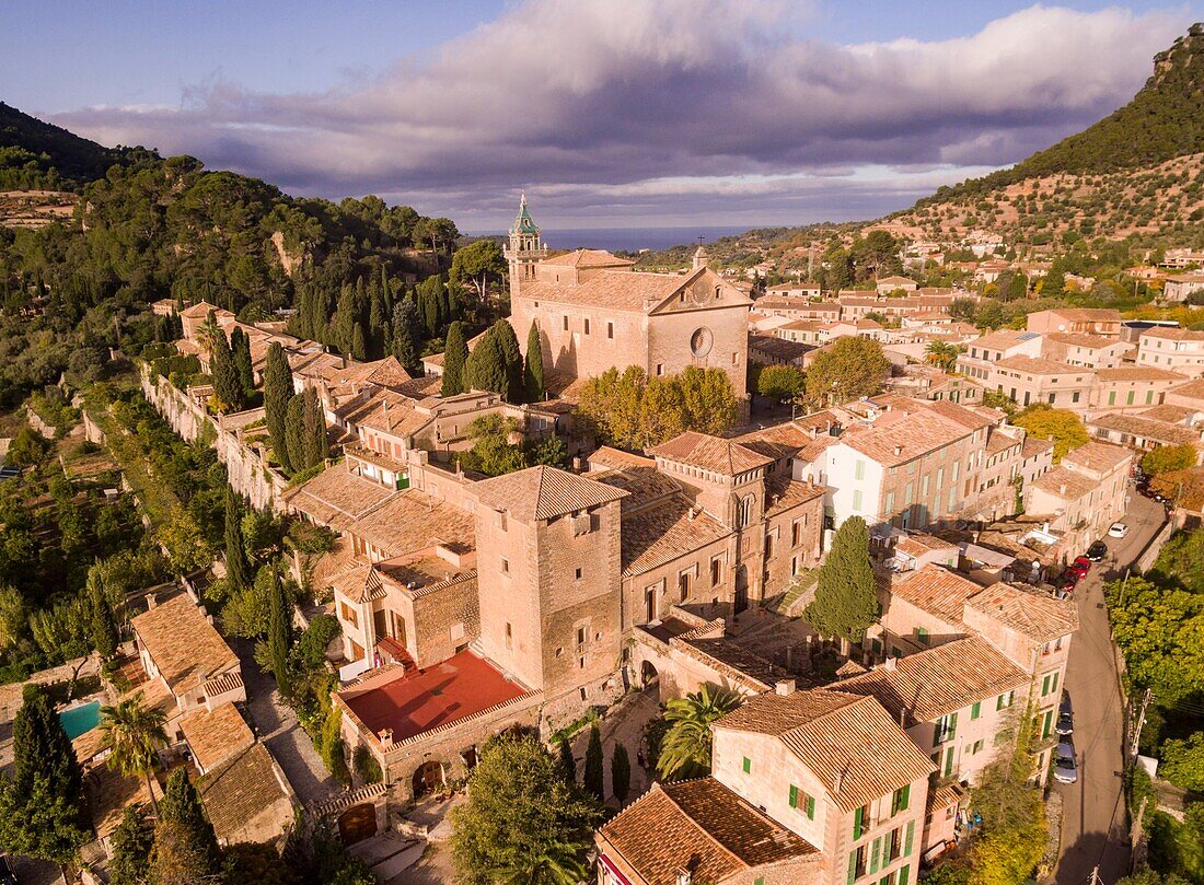 Cartuja und Palast von König Sancho, Valldemossa, Sierra de Tramuntana, Mallorca, Balearen, spanien, europa