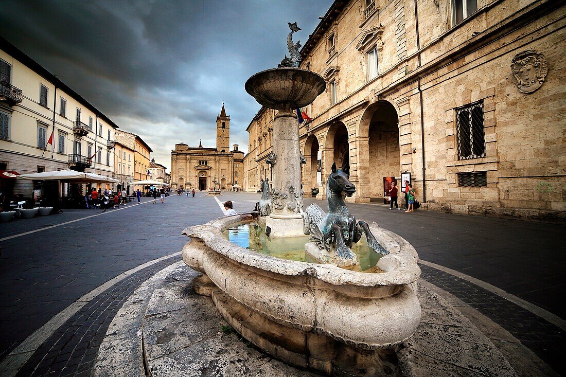 Arringo square, with St. Emidio Cathedral in bachground, Ascoli Piceno, Marche, Italy.
