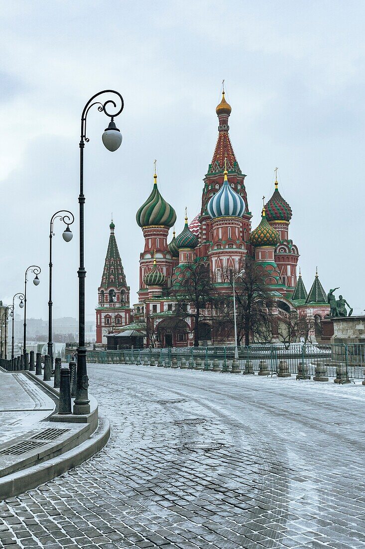 Russia, Moscow, Red Square, St. Basil's Cathedral.