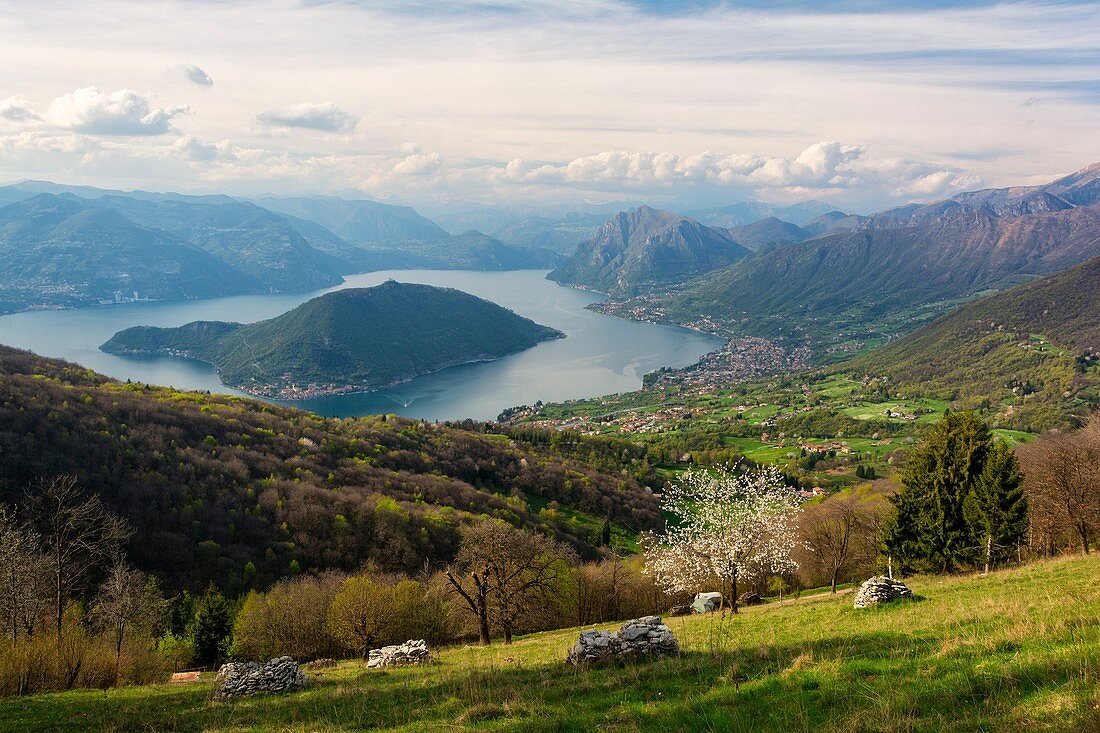 Europe, Italy, iseo Lake in province of Brescia.