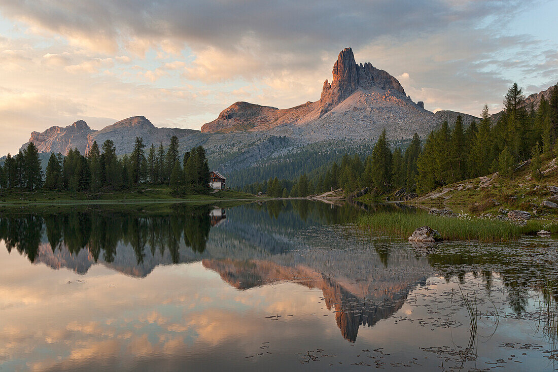 Dawn at Federa Lake with Becco di Mezzodì, Croda da Lago, Dolomites, Cortina d'Ampezzo, Veneto, Italy