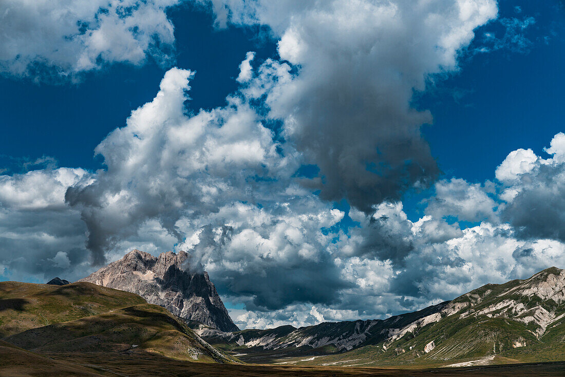 The plain of Campo Imperatore with the Gran Sasso in background, Campo Imperatore, L'Aquila province, Abruzzo, Italy, Europe