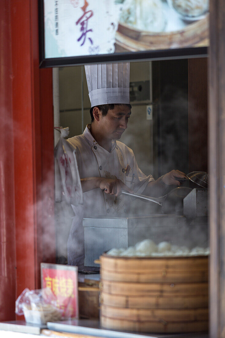 Asia,Asian,East Asia,China,Beijing.Chinese cook