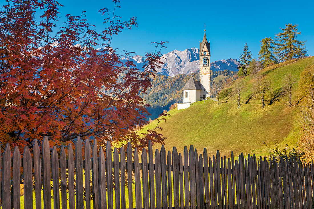 St. Barbara chapel, Tolpei, La Valle / Wengen Val Badia / Hocabtei, Dolomites, Bolzano, South Tyrol, Italy, Europe