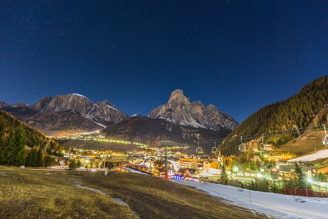 Italy, Trentino Alto Adige, Sudtyrol, province of Bolzano, Corvara village in Badia valley by night
