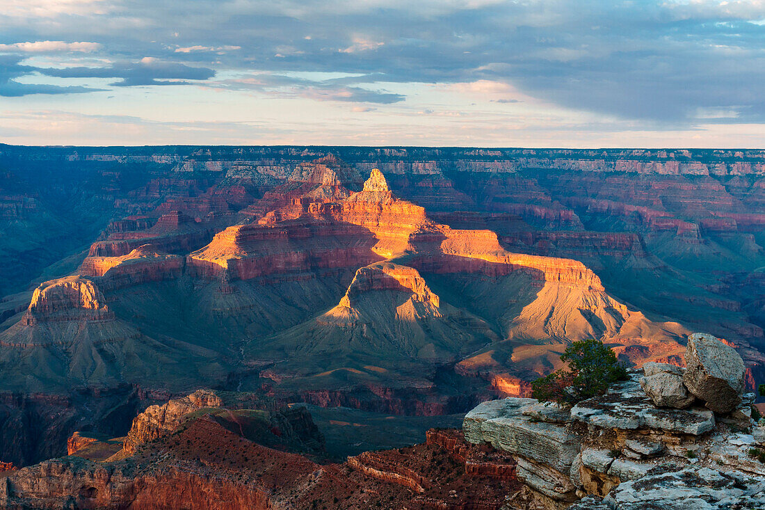 Sunset at Mother Point, Grand Canyon National Park, Tusayan, Arizona, USA