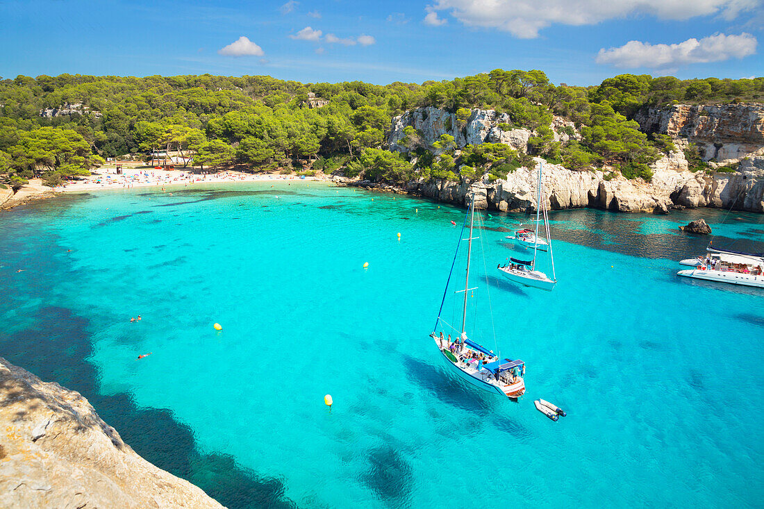 View of Cala Macarella and sailboats, Menorca, Balearic Islands, Spain, Mediterranean, Europe