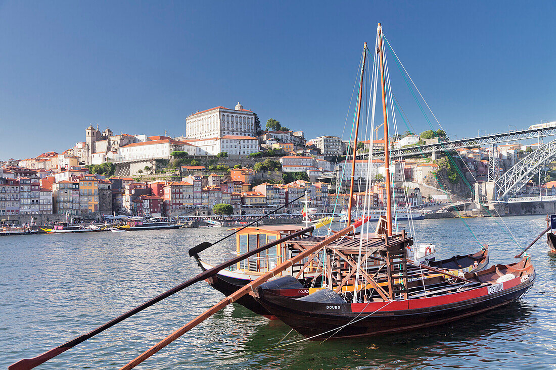 Rabelos boat, Ribeira District, UNESCO World Heritage Site, Se Cathedral, Palace of the Bishop, Porto (Oporto), Portugal, Europe