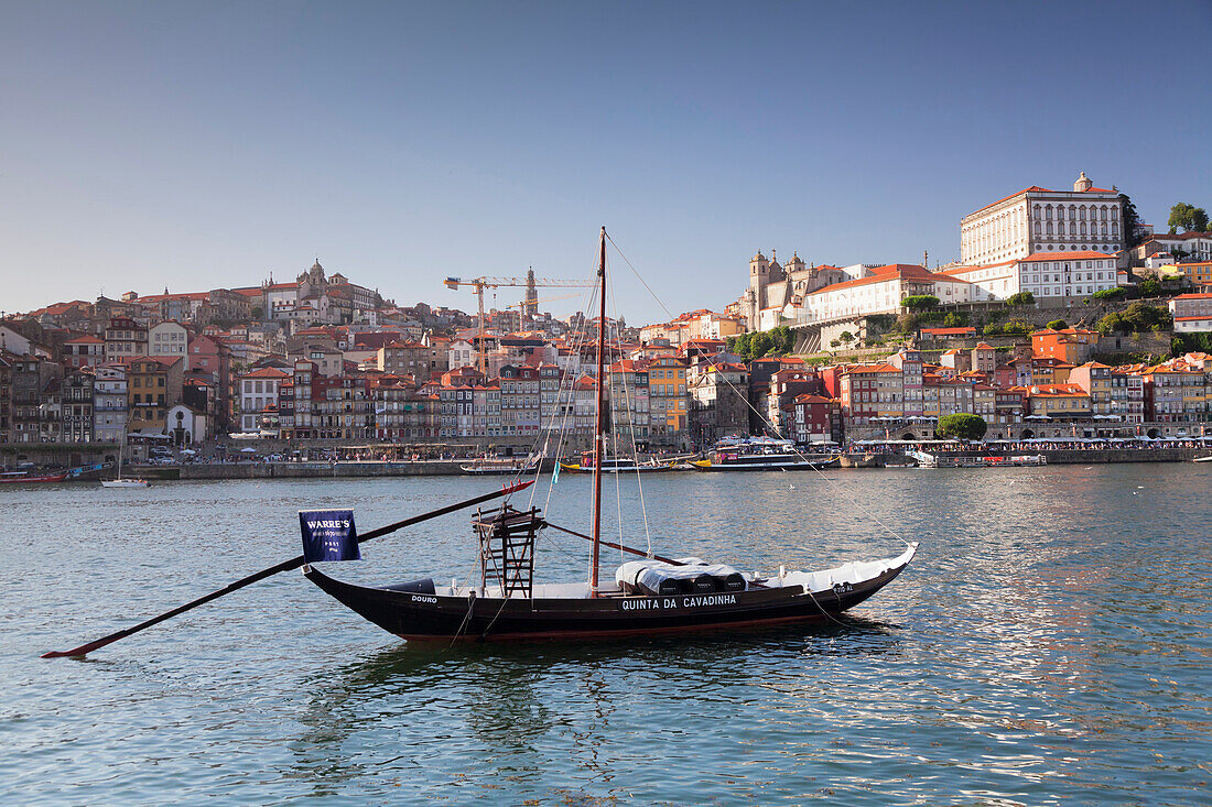 Rabelos boat, Ribeira District, UNESCO World Heritage Site, Se Cathedral, Palace of the Bishop, Porto (Oporto), Portugal, Europe
