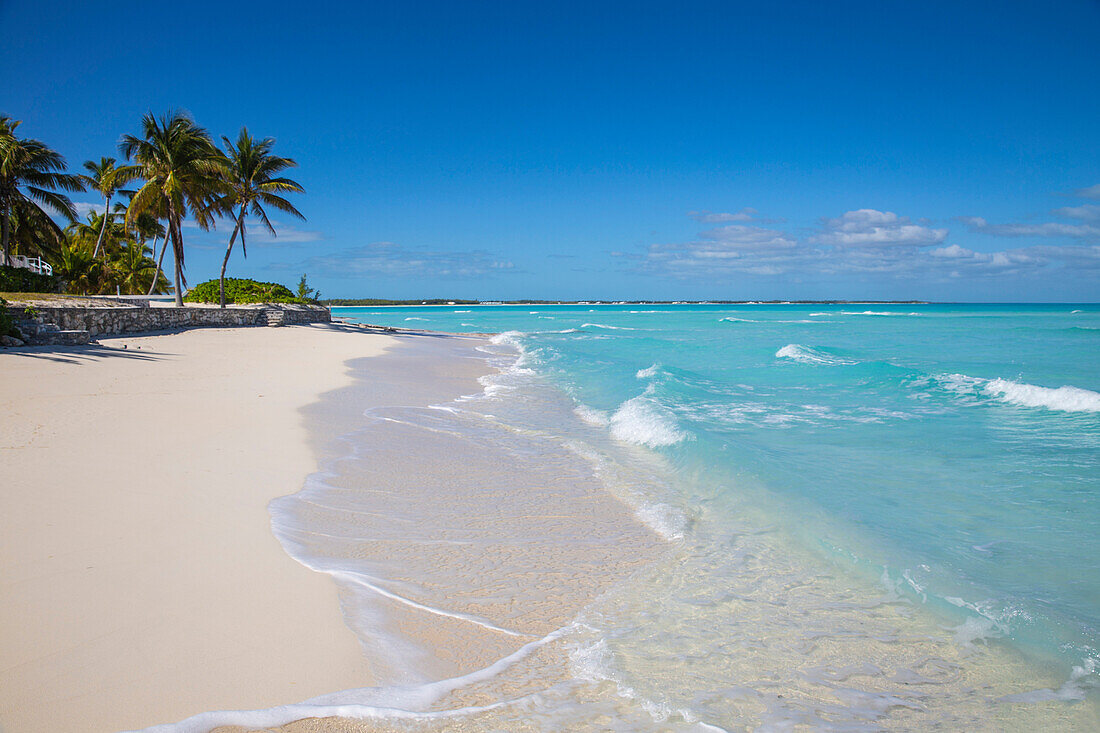 Beach at Treasure Cay, Great Abaco, Abaco Islands, Bahamas, West Indies, Central America