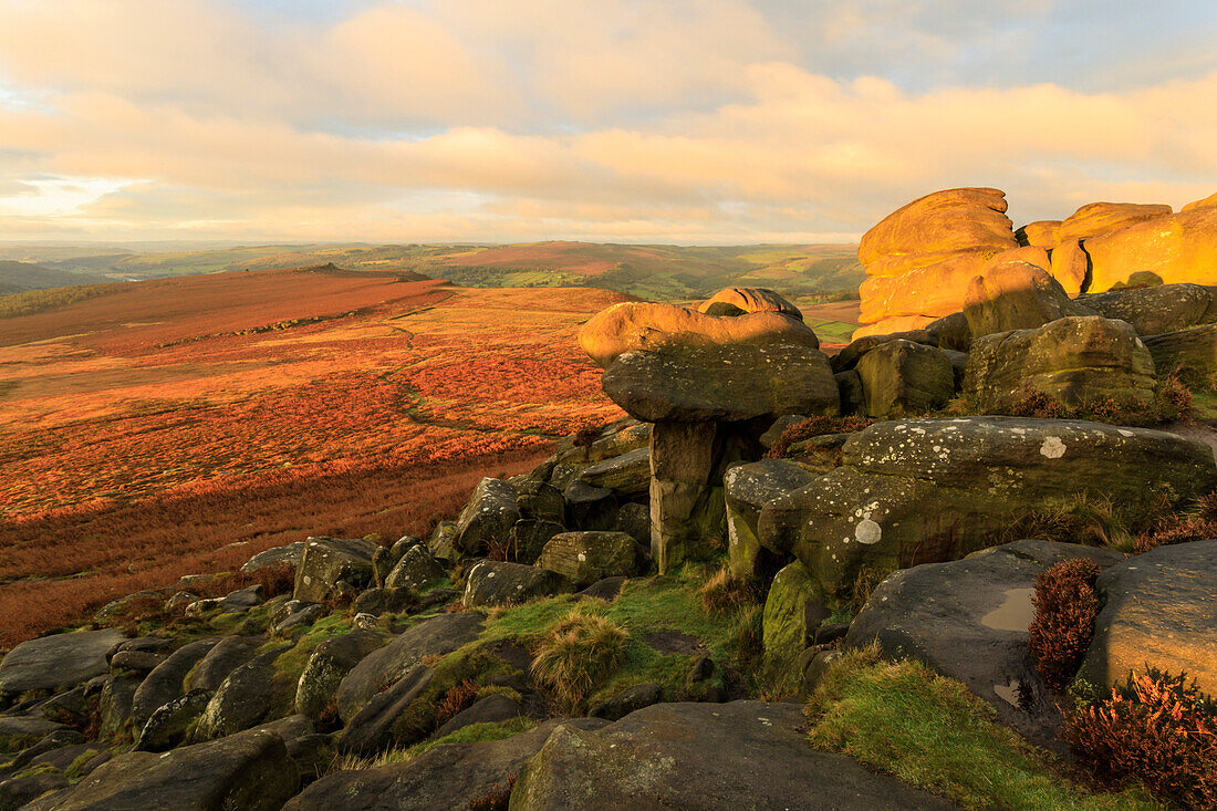 Higger Tor and Hathersage Moor, sunrise in autumn, Peak District National Park, Derbyshire, England, United Kingdom, Europe