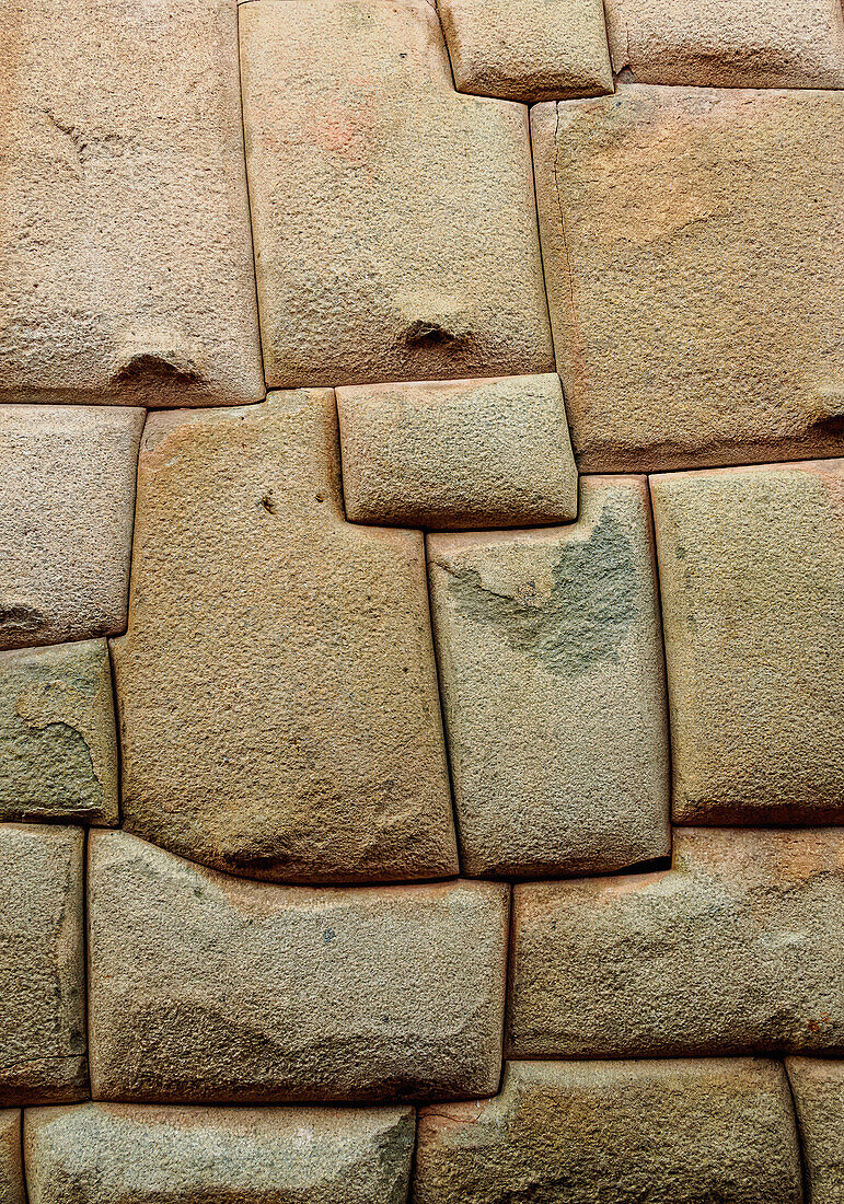 Inca stonework, Hatunrumiyoc Street, UNESCO World Heritage Site, Cusco, Peru, South America