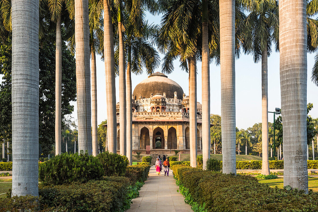 Tomb of Muhammad Shah, Lodhi Gardens (Lodi Gardens), New Delhi, India, Asia