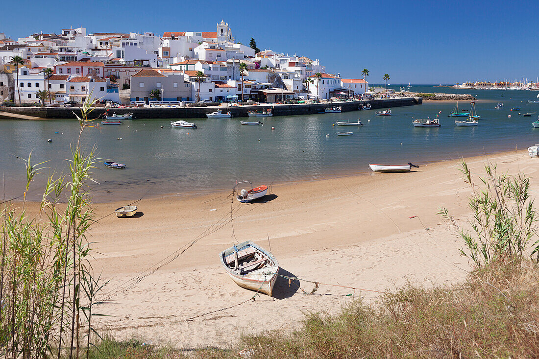 Ferragudo fishing village, near Portimao, Algarve, Portugal, Europe