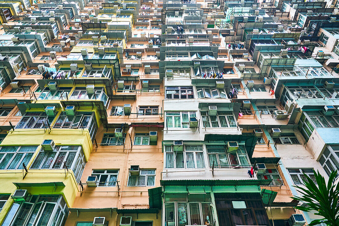 Densely crowded apartment buildings, Hong Kong Island, Hong Kong, China, Asia