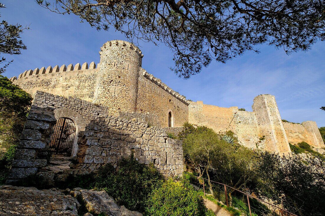 Castillo de Santueri, siglo XIV, Felanitx, Sierra de Levante, Mallorca, balearic islands, spain, europe.