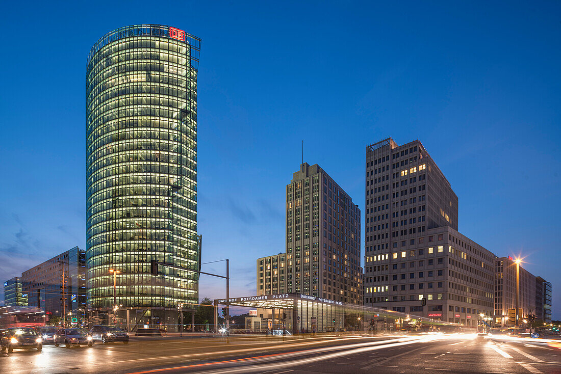 Potsdamer Platz in Berlin , Sony Center, DB Tower DB-Tower, Bahnhof Potsdamer Platz, Beisheim Center, S Bahn Eingang