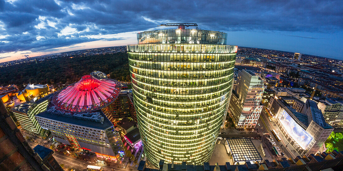 Panoramablick vom Kollhoff Tower auf Sony Center