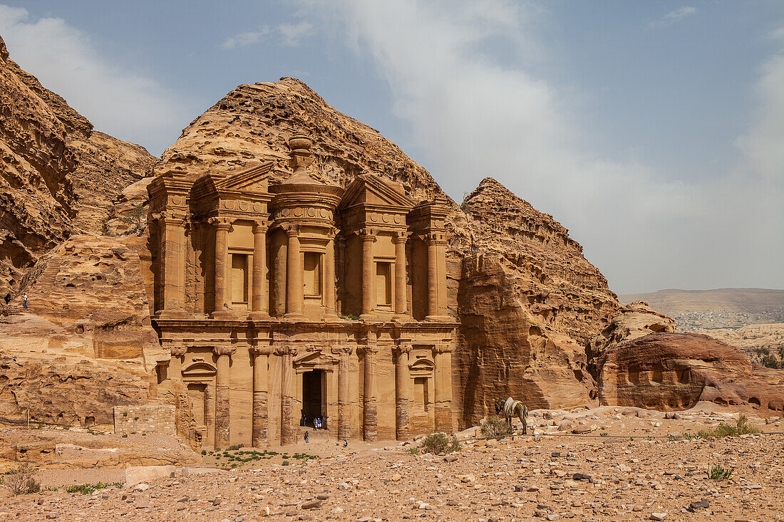 Kloster Ed-Deir in Petra, Jordanien, Asien