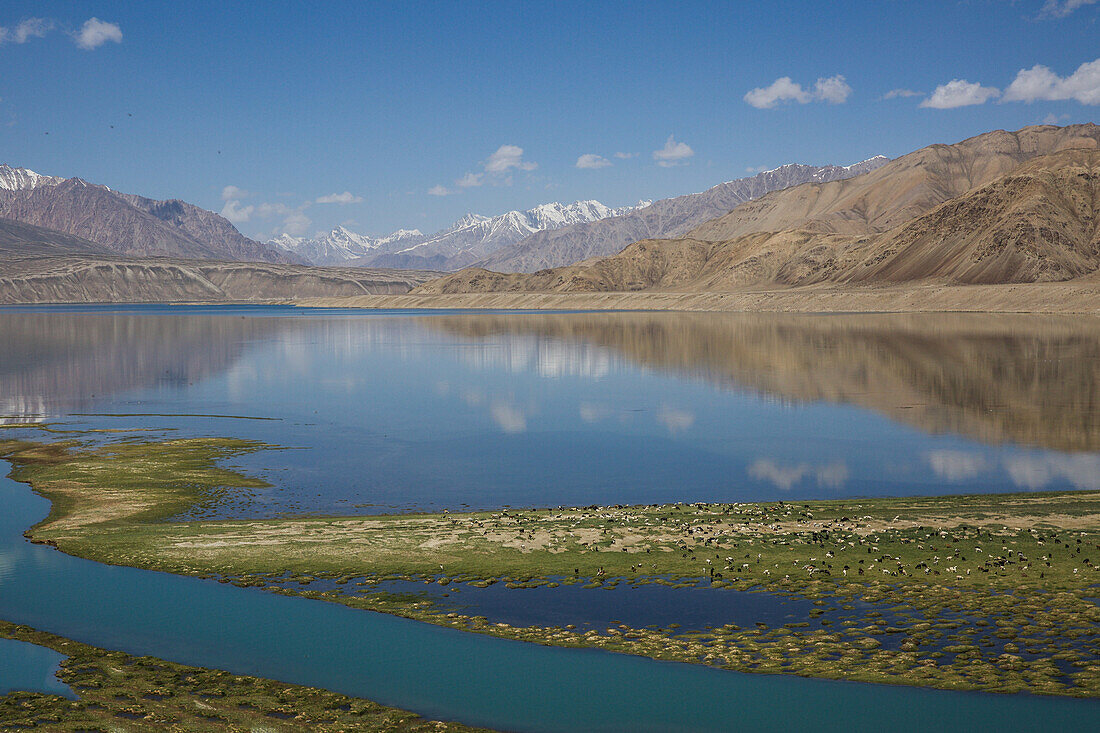Lake Yashikul, Tajikistan, Asia