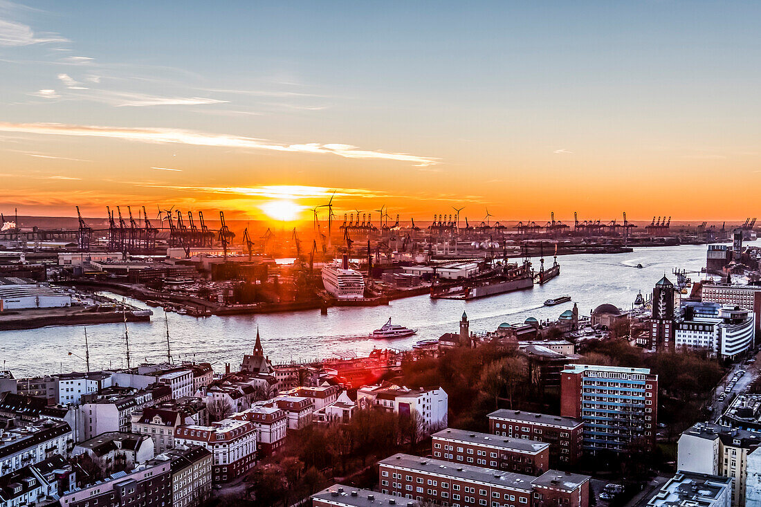 view to Hamburg in the twilight, Hamburg, north Germany, Germany