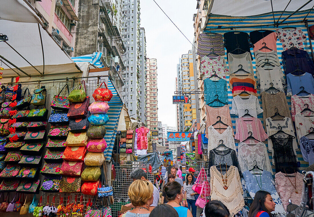 Ladies Market in Mong Kok, Kowloon, Hong Kong, China, Asia