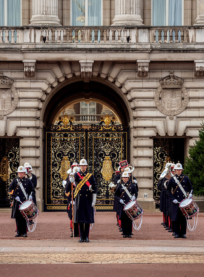 Changing of the Guard at Buckingham Palace, London, England, United Kingdom, Europe