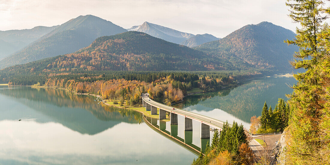 Sylvenstein Lake and bridge in autumn, Bad Tolz-Wolfratshausen district, Bavaria, Germany, Europe