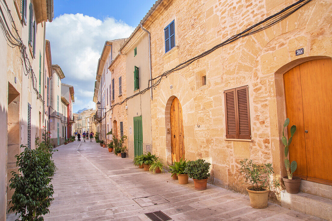 Streets in Alcudia, Alcudia, Mallorca (Majorca), Balearic Islands, Spain, Europe