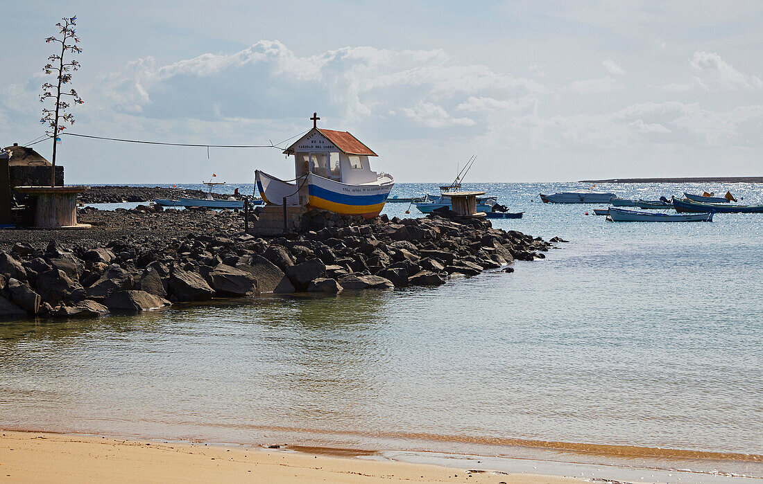 Kapelle im Boot in Casas El Jablito, Fuerteventura, Kanaren, Kanarische Inseln, Islas Canarias, Atlantik, Spanien, Europa