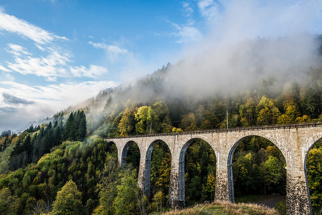 Railway bridge in the Ravenna gorge, Höllental in autumn, near Freiburg im Breisgau, Black Forest, Baden-Württemberg, Germany