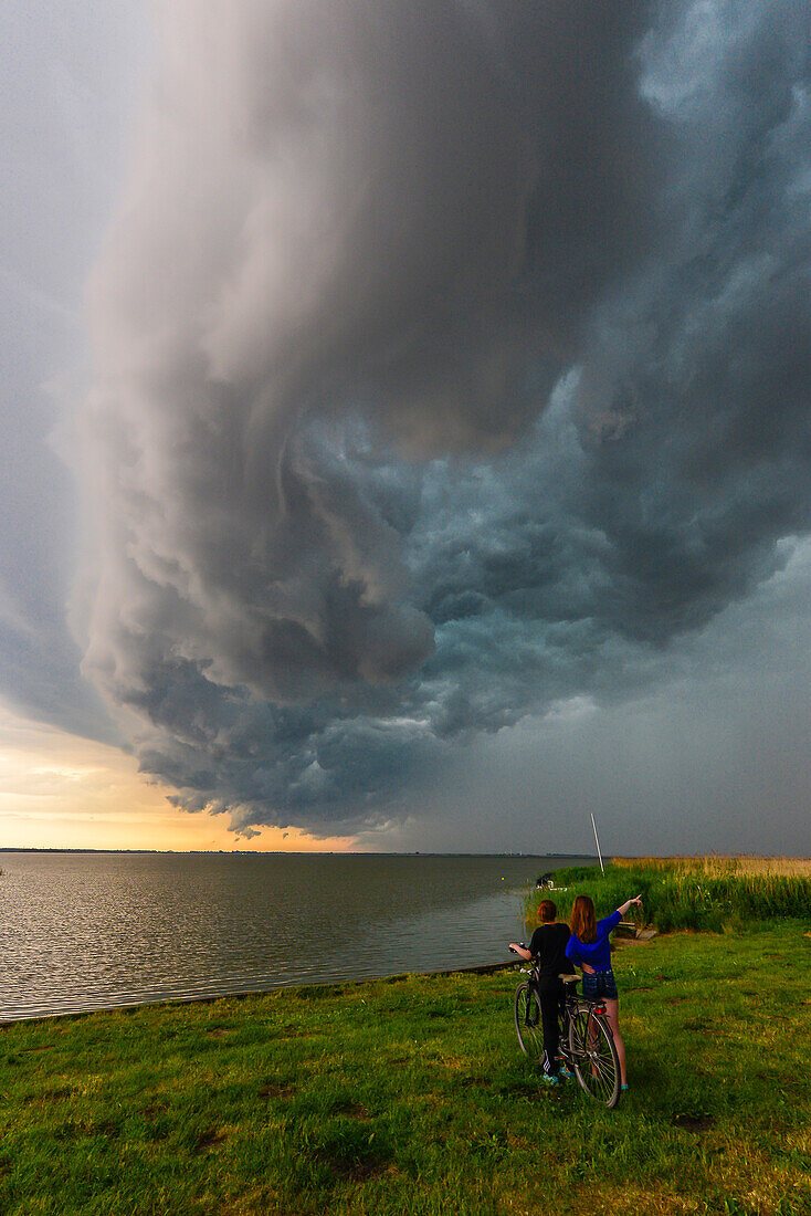 Gewitter auf dem Darss, Ostseeküste, Mecklenburg-Vorpommern, Deutschland