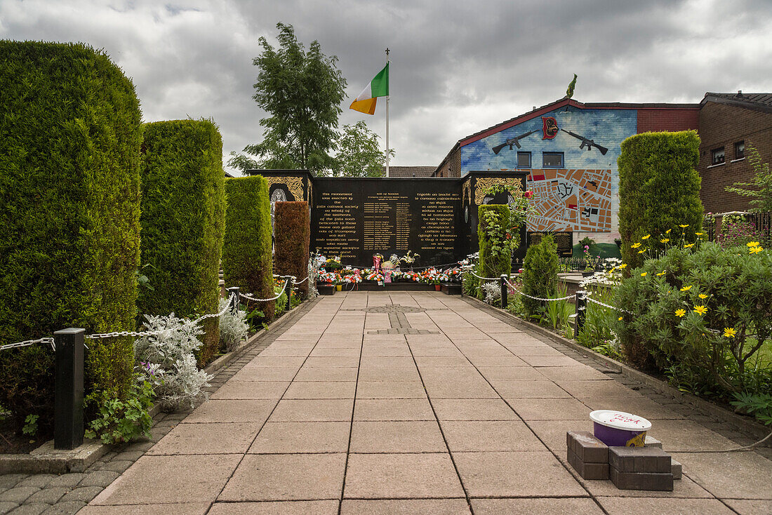 Peace Garden, Falls Road, Belfast, Ulster, Northern Ireland, United Kingdom, Europe