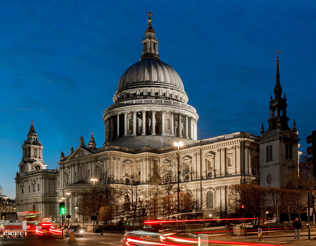 St. Paul's cathedral dusk, London, England, United Kingdom, Europe