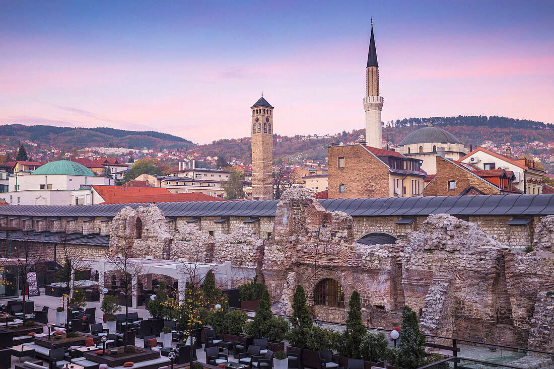 Taslihan, an ancient caravanserai, Bascarsija (The Old Quarter), Sarajevo, Bosnia and Herzegovina, Europe