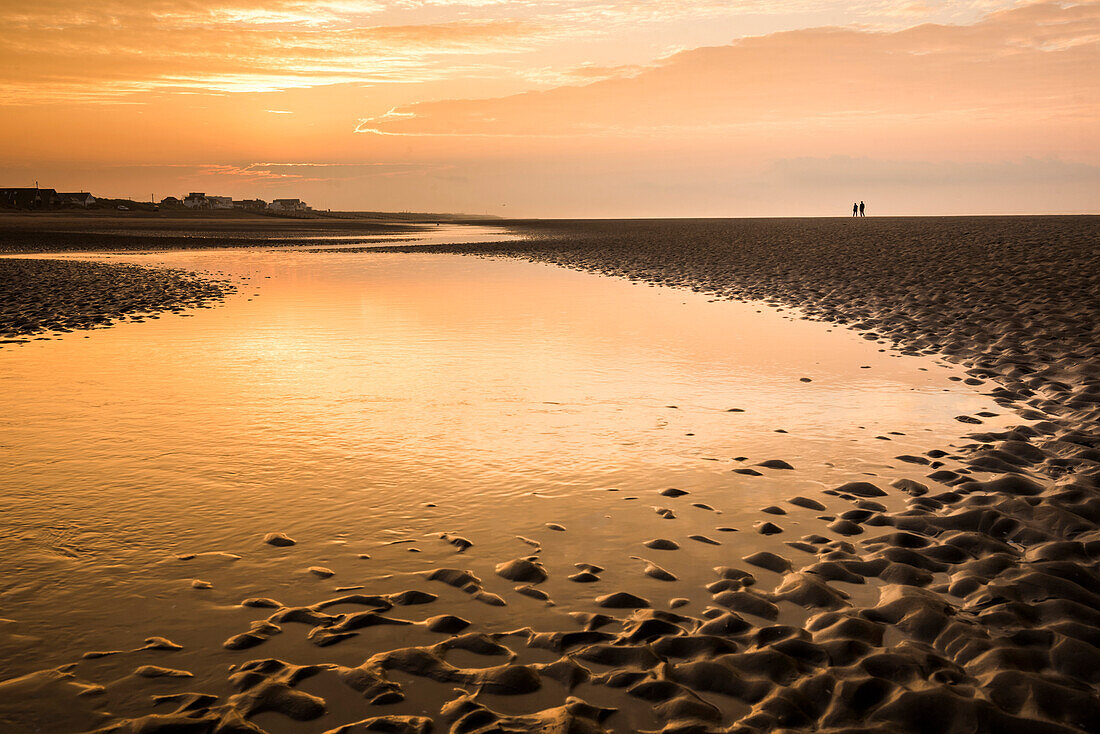 Camber Sands Beach at sunrise, East Sussex, England, United Kingdom, Europe