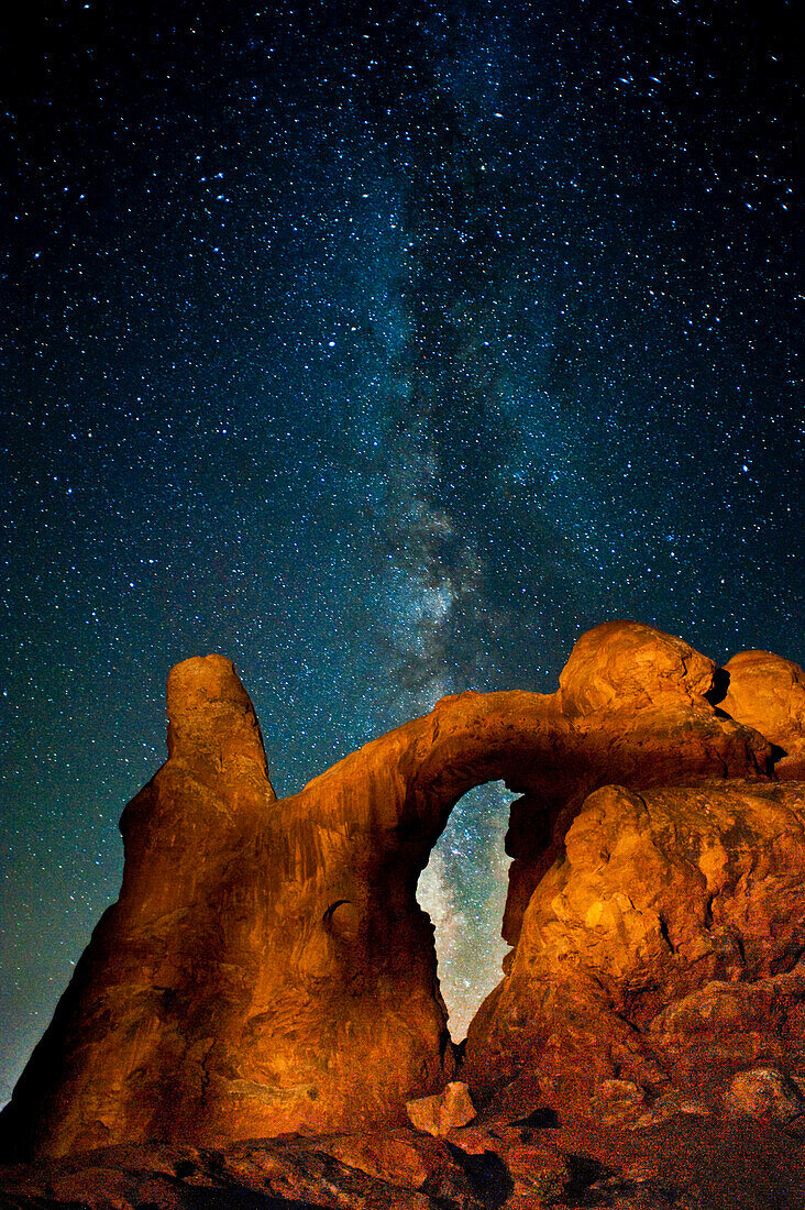 Milky way over arch, Turret Arch, Arches National Park, Utah