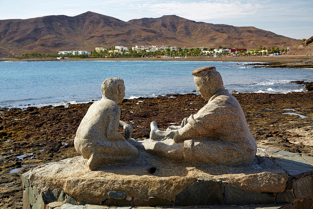 Skulptur an der Strandpromenade in Las Playitas, Fuerteventura, Kanaren, Kanarische Inseln, Islas Canarias, Atlantik, Spanien, Europa