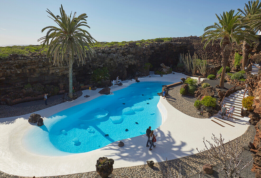 Pool, Jameos del Agua bei Arrieta, César Manrique, Lanzarote, Kanaren, Kanarische Inseln, Islas Canarias, Spanien, Europa
