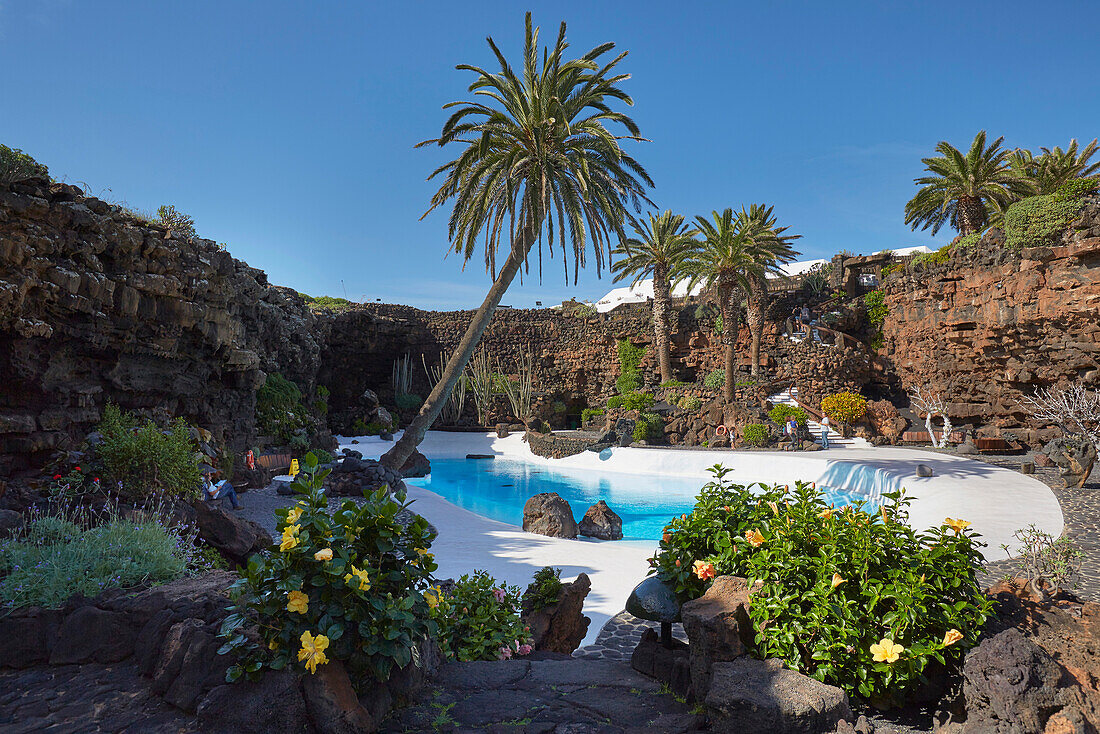 Pool, Jameos del Agua bei Arrieta, César Manrique, Lanzarote, Kanaren, Kanarische Inseln, Islas Canarias, Spanien, Europa