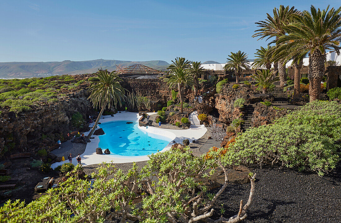 Pool, Jameos del Agua bei Arrieta, César Manrique, Lanzarote, Kanaren, Kanarische Inseln, Islas Canarias, Spanien, Europa