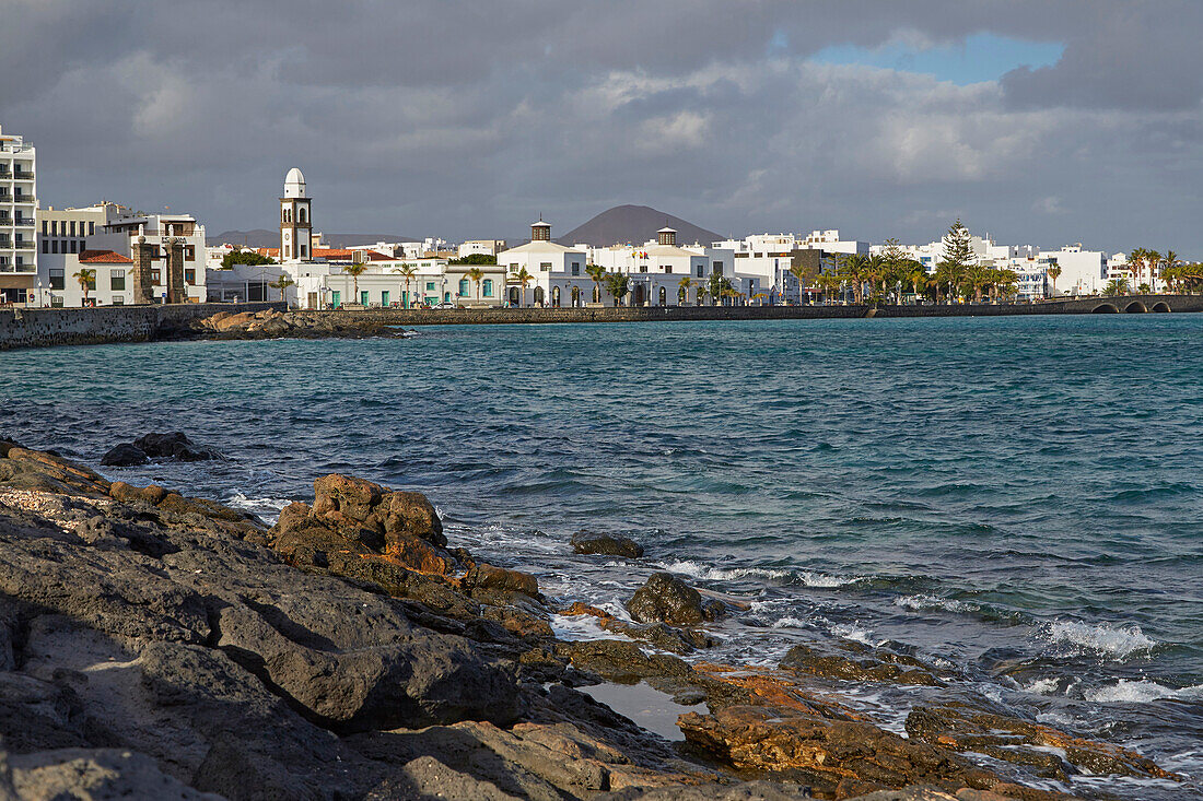 Blick vom Castillo San Gabriel auf Arrecife, Atlantik, Lanzarote, Kanaren, Kanarische Inseln, Islas Canarias, Spanien, Europa