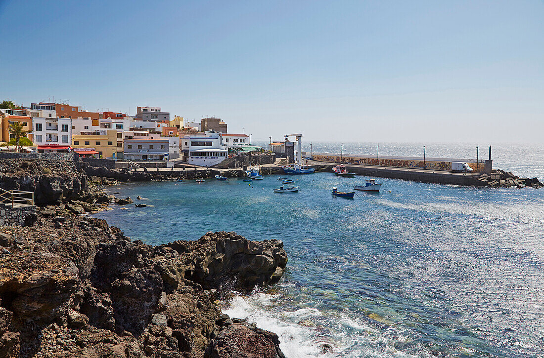 Blick auf Hafen von Los Abrigos, Teneriffa, Kanaren, Kanarische Inseln, Islas Canarias, Atlantik, Spanien, Europa