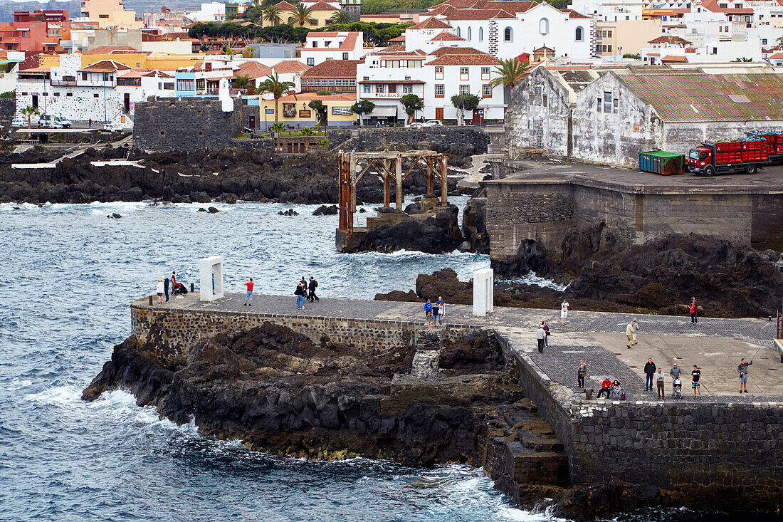 Blick auf Garachico und seinen alten Hafen, Teneriffa, Kanaren, Kanarische Inseln, Islas Canarias, Atlantik, Spanien, Europa