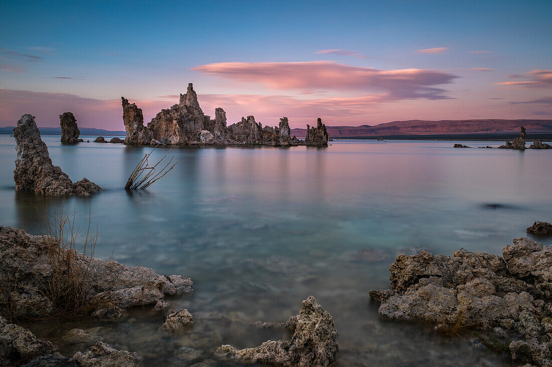 Tufa formations at sunset at Mono Lake, California, USA