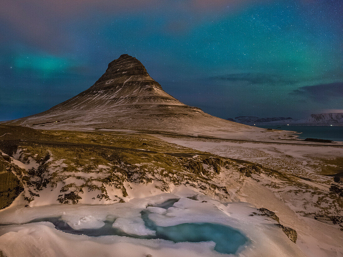 Nachts am Kirkjufell, Grundarfjörður, Snaefellsnes Halbinsel, Island