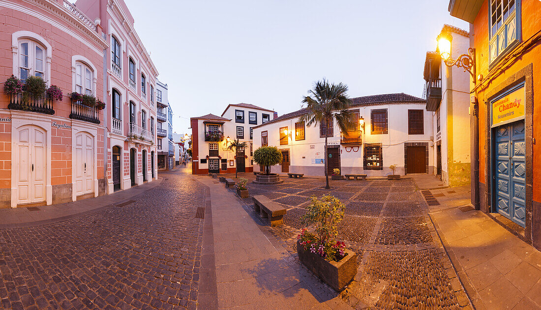 Placeta de Borrero, square, pedestrian zone, Santa Cruz de La Palma, capital of the island, UNESCO Biosphere Reserve, La Palma, Canary Islands, Spain, Europe