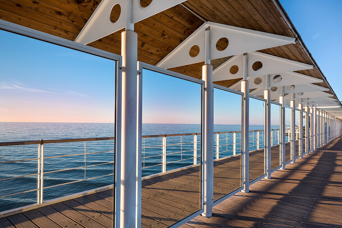 Seebrücke, Heringsdorf, Usedom, Mecklenburg-Vorpommern, Deutschland