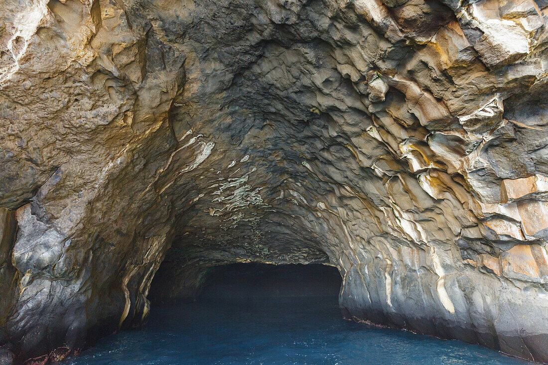 Cueva Bonita, cave, sea, Atlantic, boat excursion from Puerto de Tazacorte, excursion boat Fantasy, UNESCO Biosphere Reserve, La Palma, Canary Islands, Spain, Europe