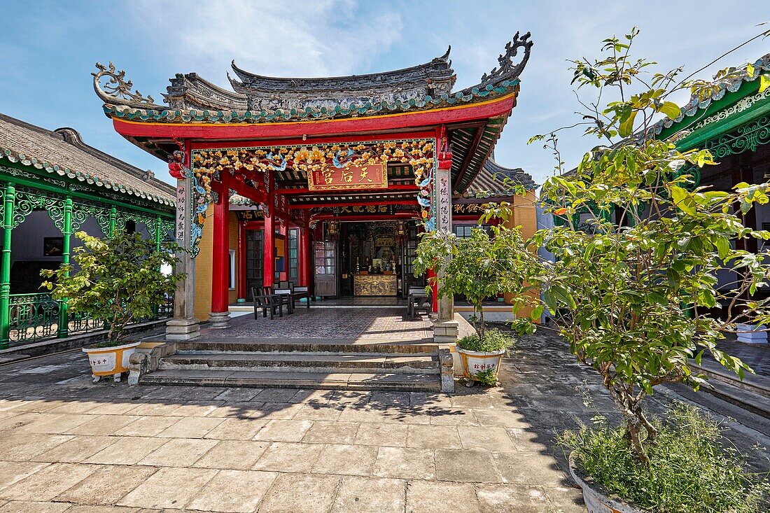 Hoa Van Le Nghia Temple. Hoi An Ancient Town, Quang Nam Province, Vietnam.